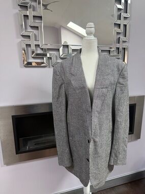 Milton’s silk houndstooth plaid pattern blazer